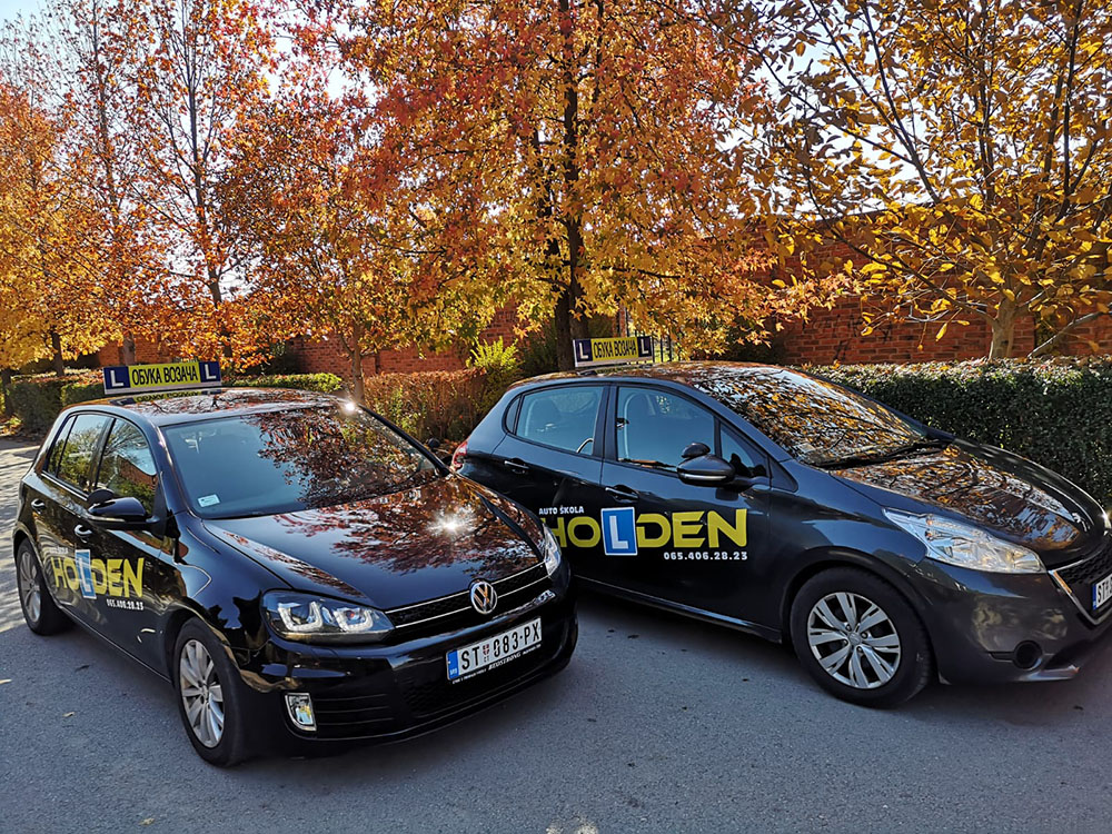 Vozila Auto škole Holden Novi Banovci