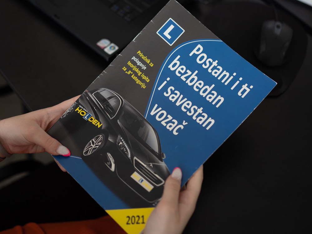 Priručnici Auto škole Holden Novi Banovci
